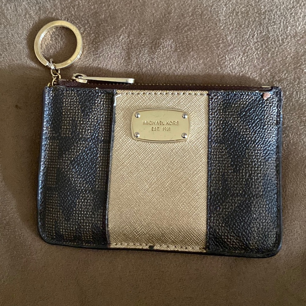Michael kors wallet
